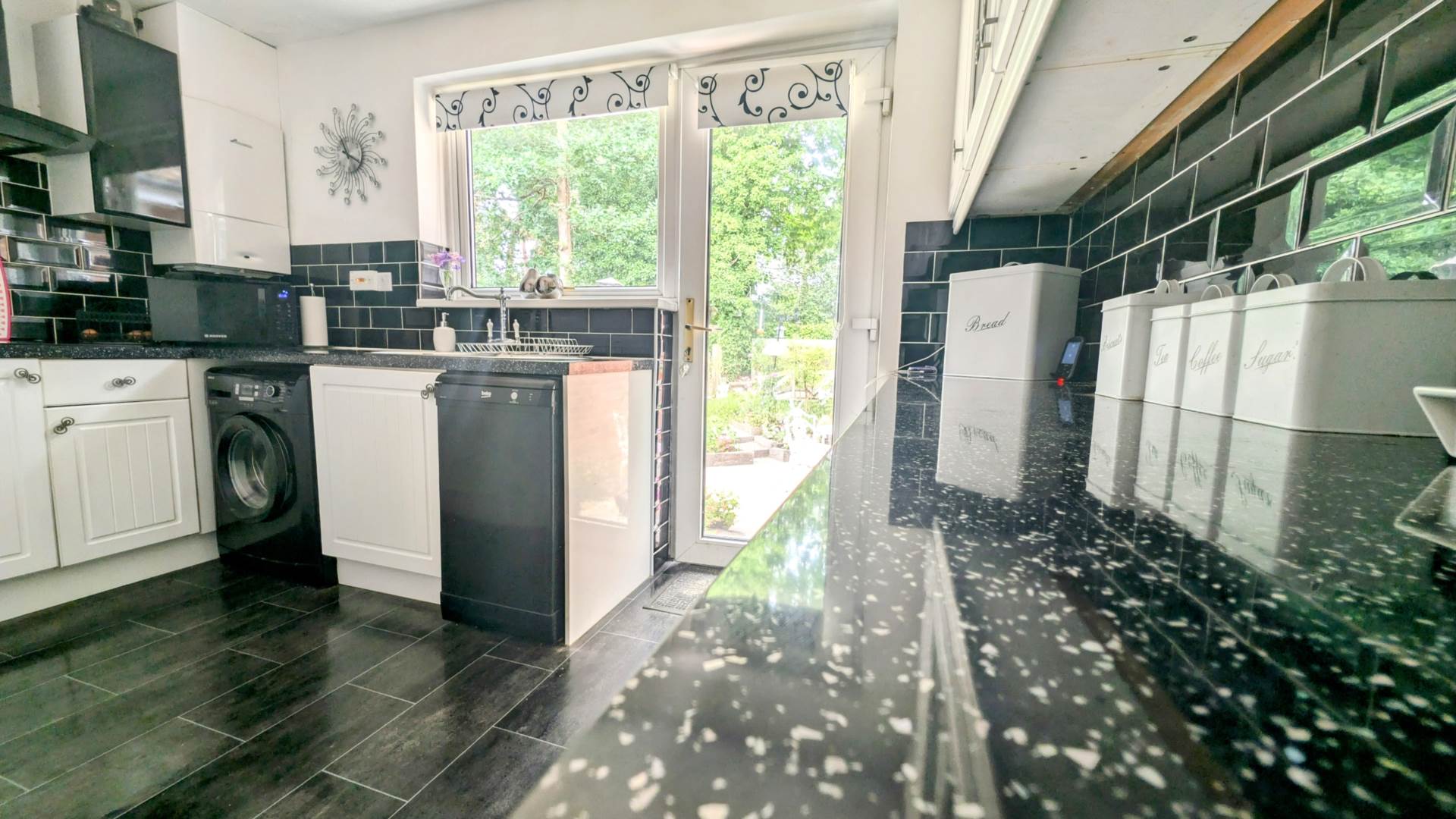 Additional Property Image 3 bedroom Detached Bungalow for sale in Bordon 6