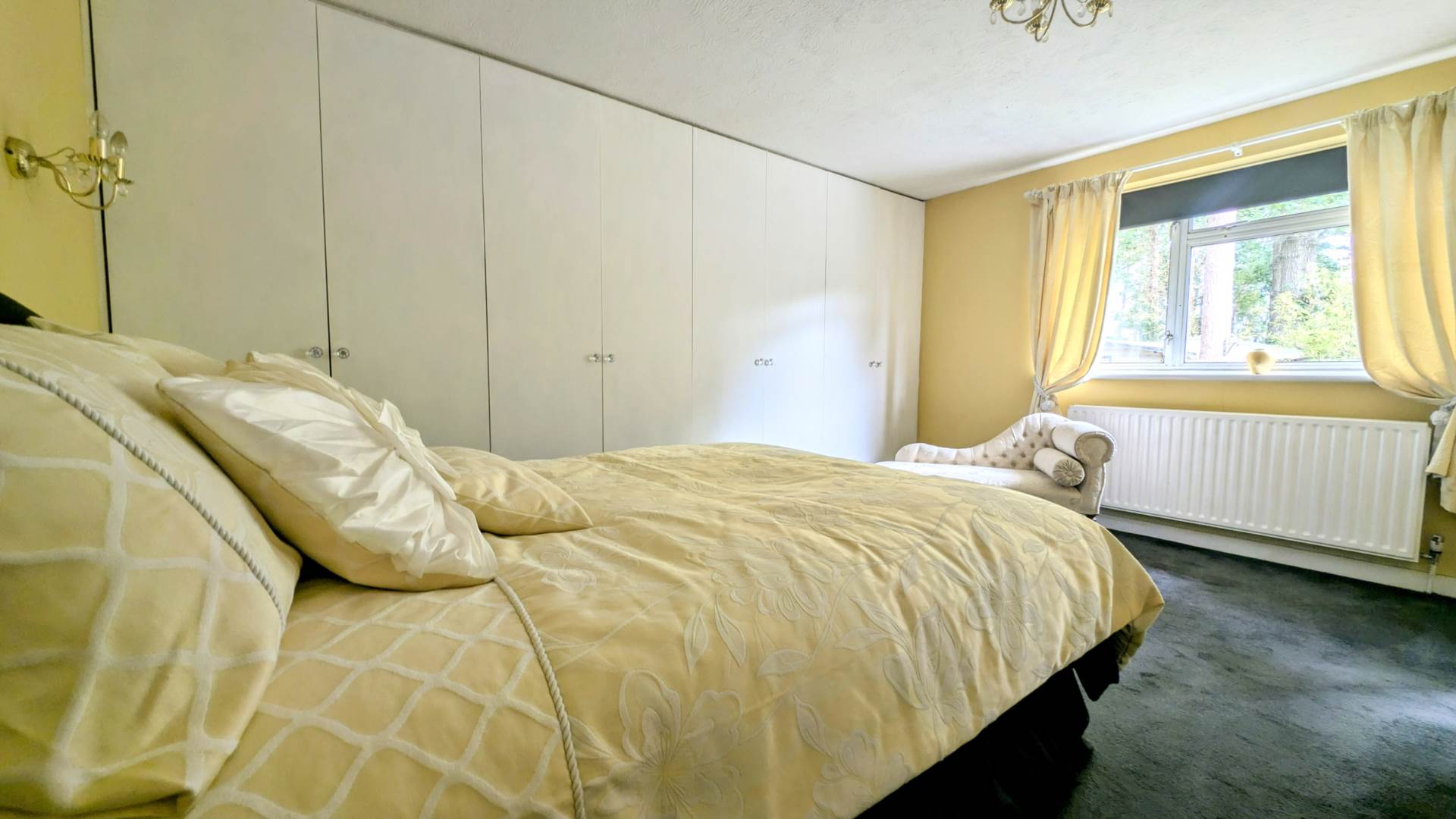 Additional Property Image 3 bedroom Detached Bungalow for sale in Bordon 8
