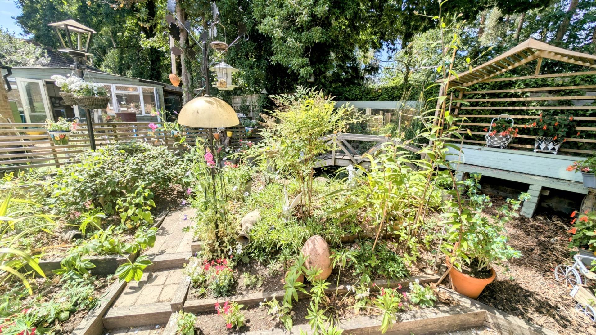 Additional Property Image 3 bedroom Detached Bungalow for sale in Bordon 16