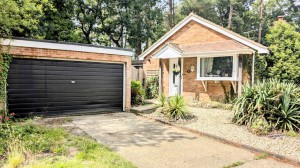 3 bedroom Detached Bungalow for sale in Bordon