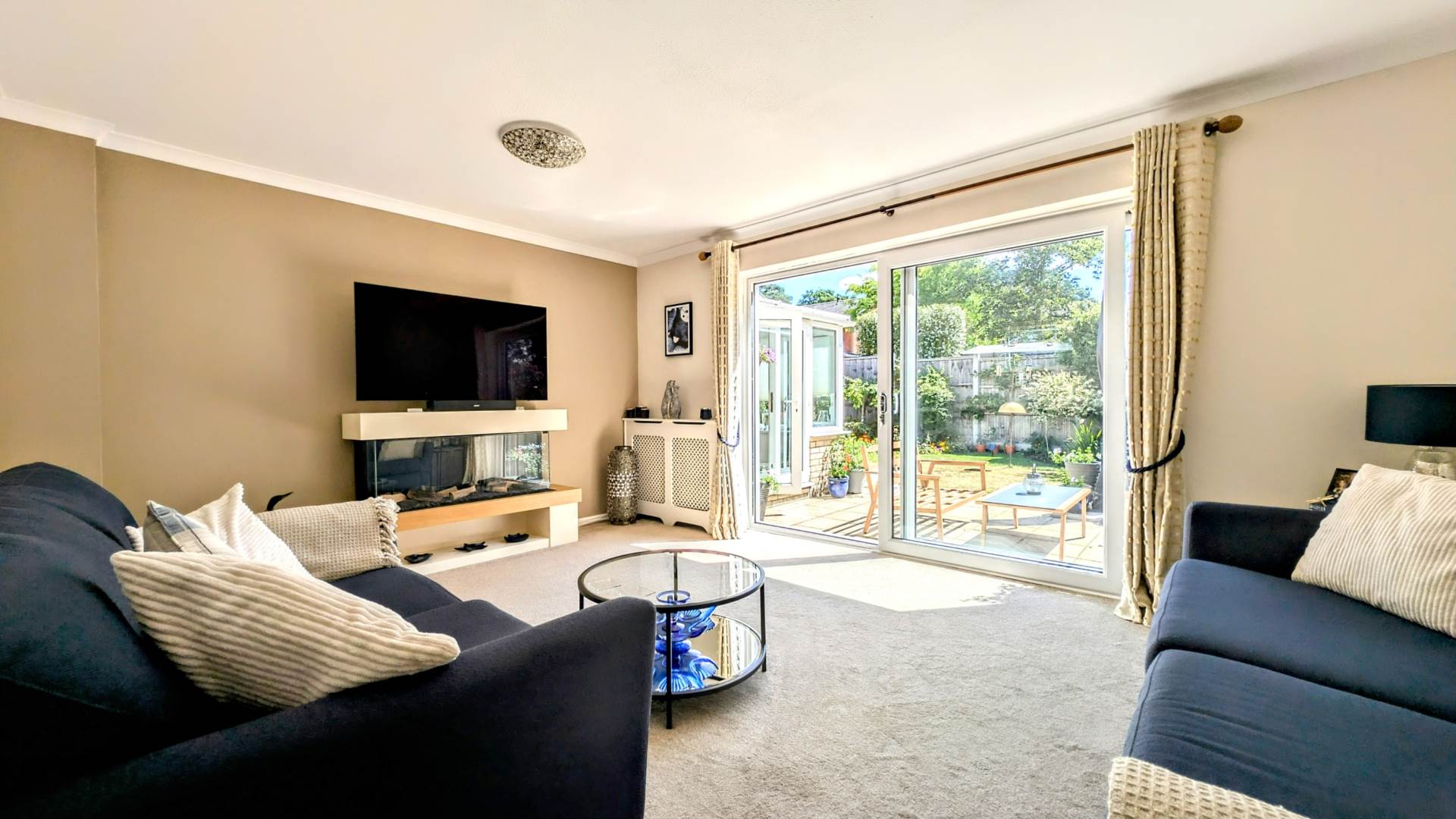 Additional Property Image 4 bedroom Link Detached House for sale in Bordon 3