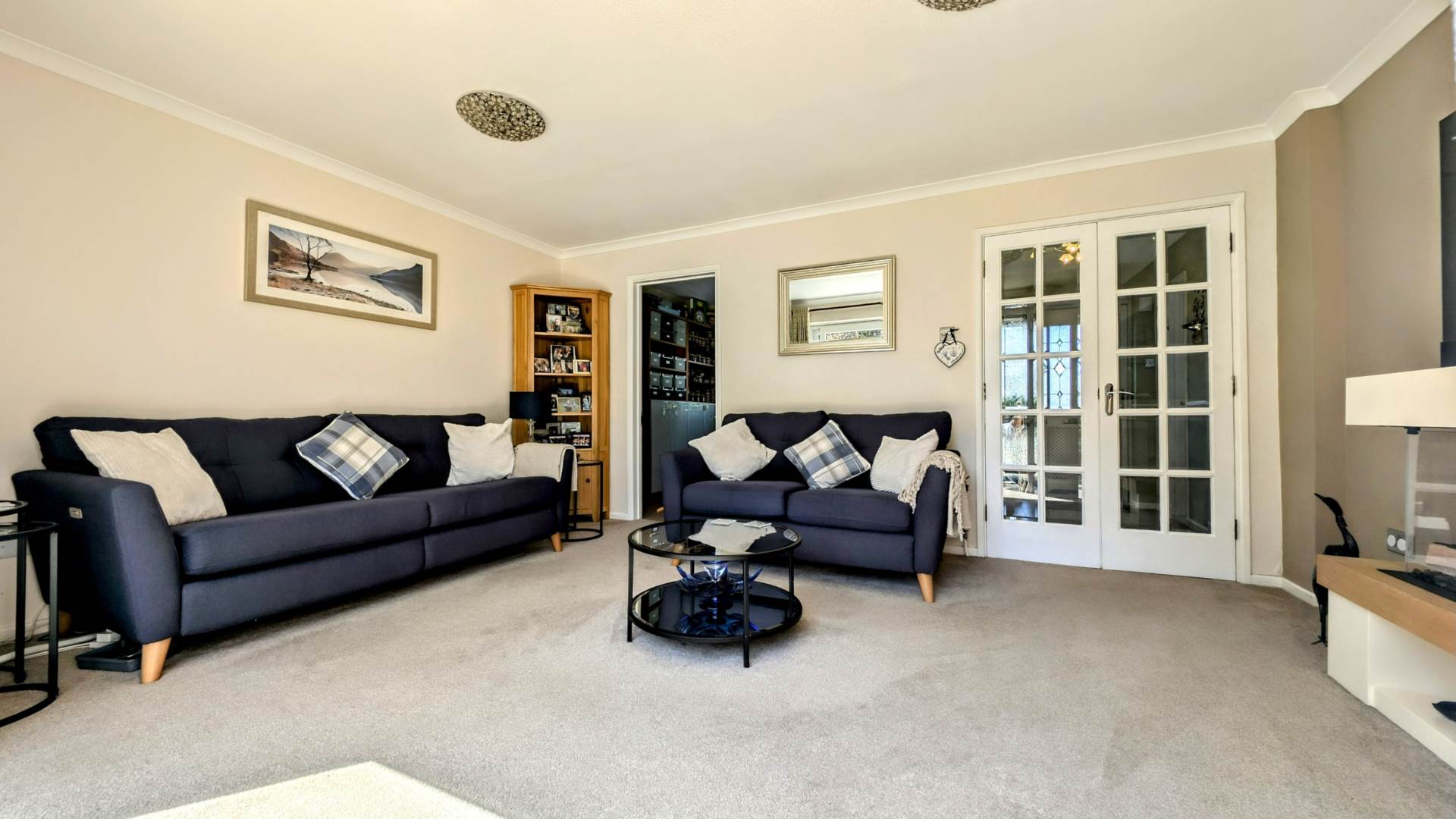 Additional Property Image 4 bedroom Link Detached House for sale in Bordon 4