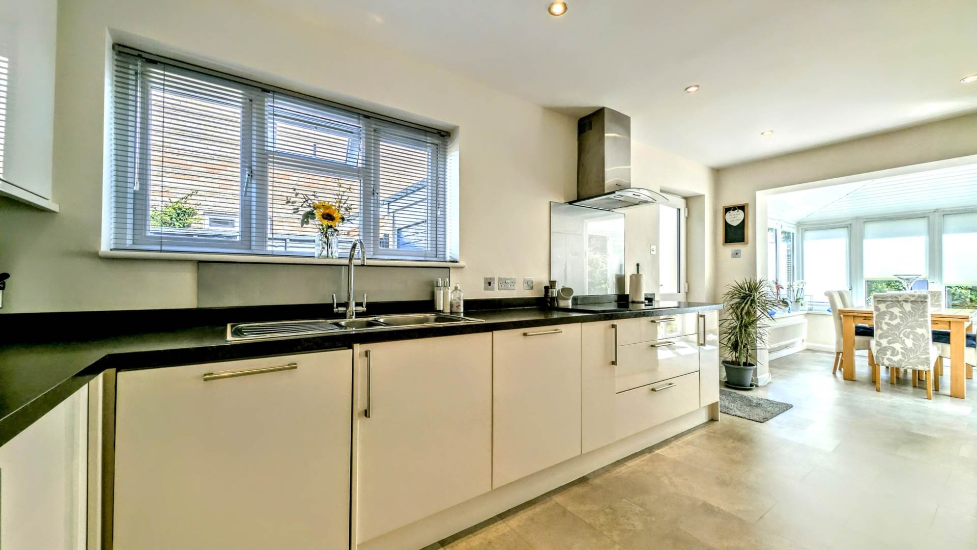 Additional Property Image 4 bedroom Link Detached House for sale in Bordon 10