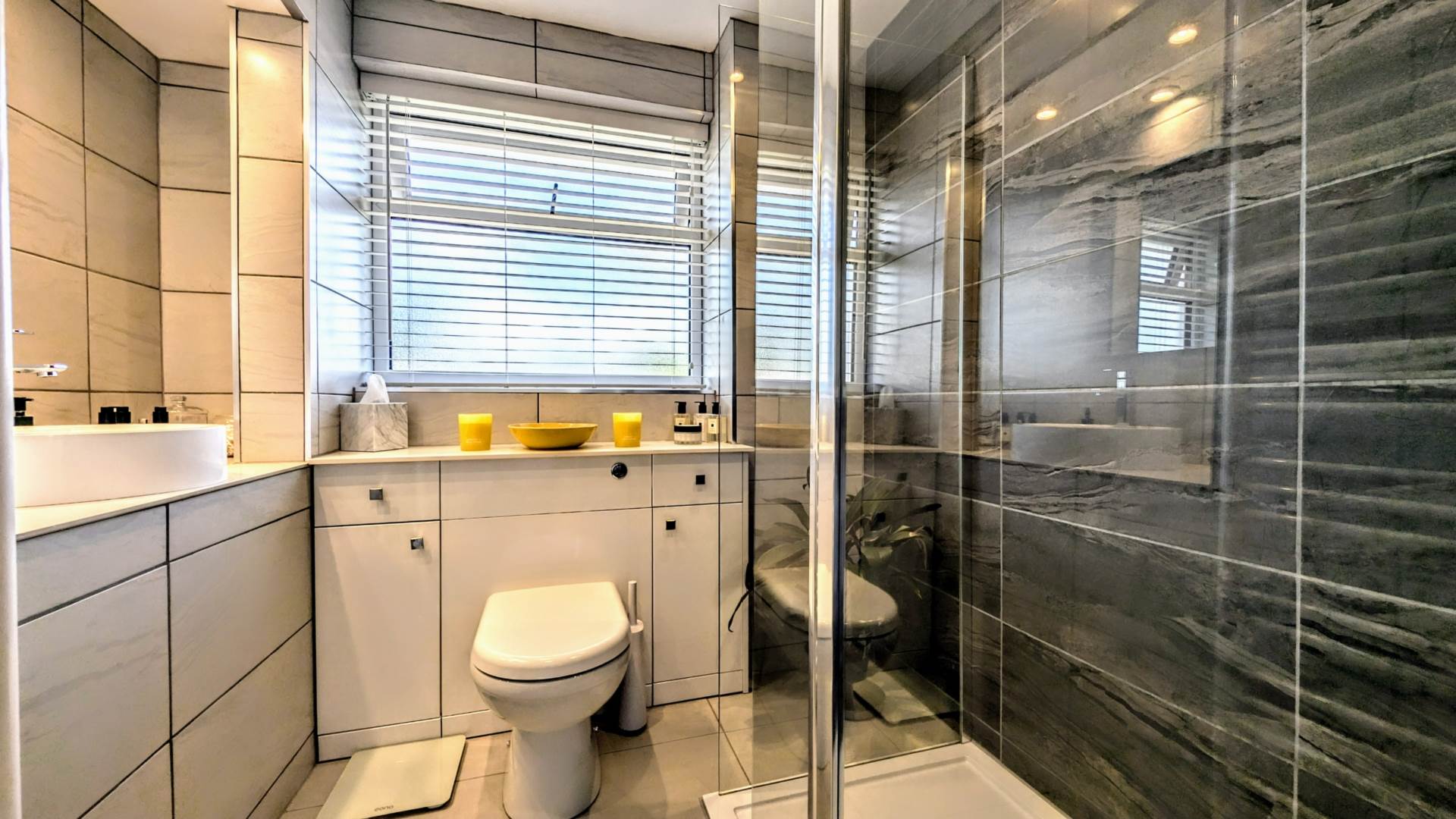 Additional Property Image 4 bedroom Link Detached House for sale in Bordon 16
