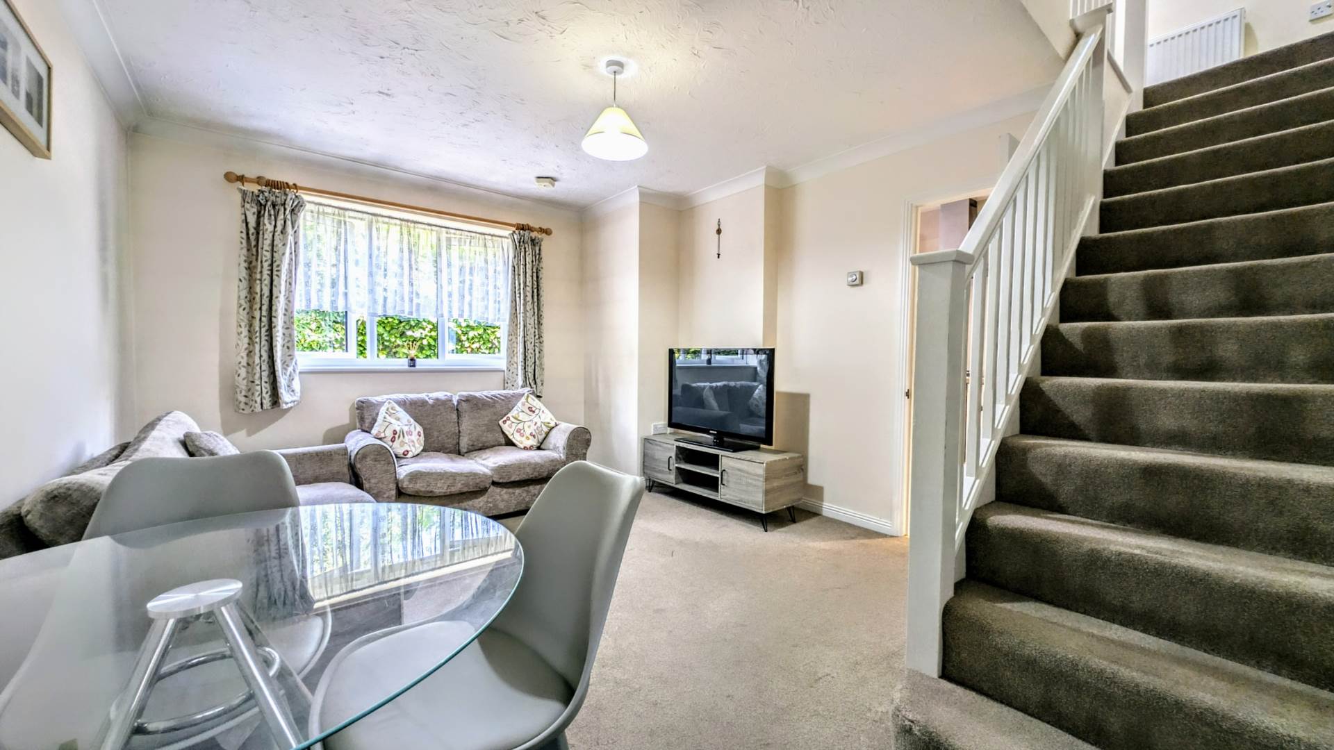Additional Property Image 1 bedroom Terraced for sale in Bordon 2