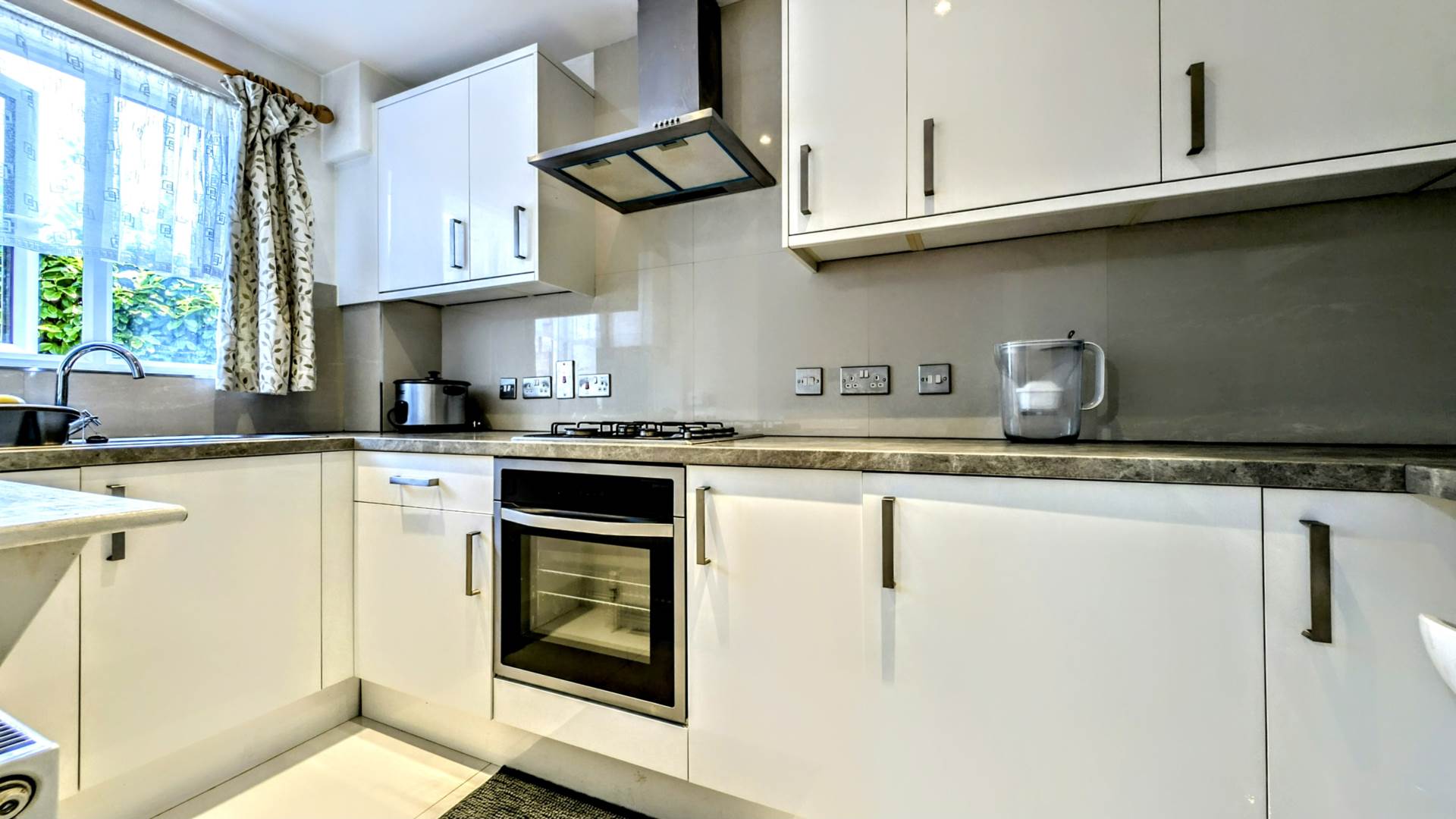 Additional Property Image 1 bedroom Terraced for sale in Bordon 3