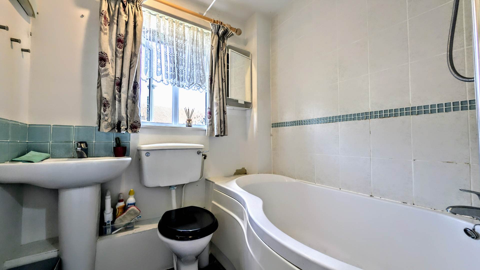 Additional Property Image 1 bedroom Terraced for sale in Bordon 5