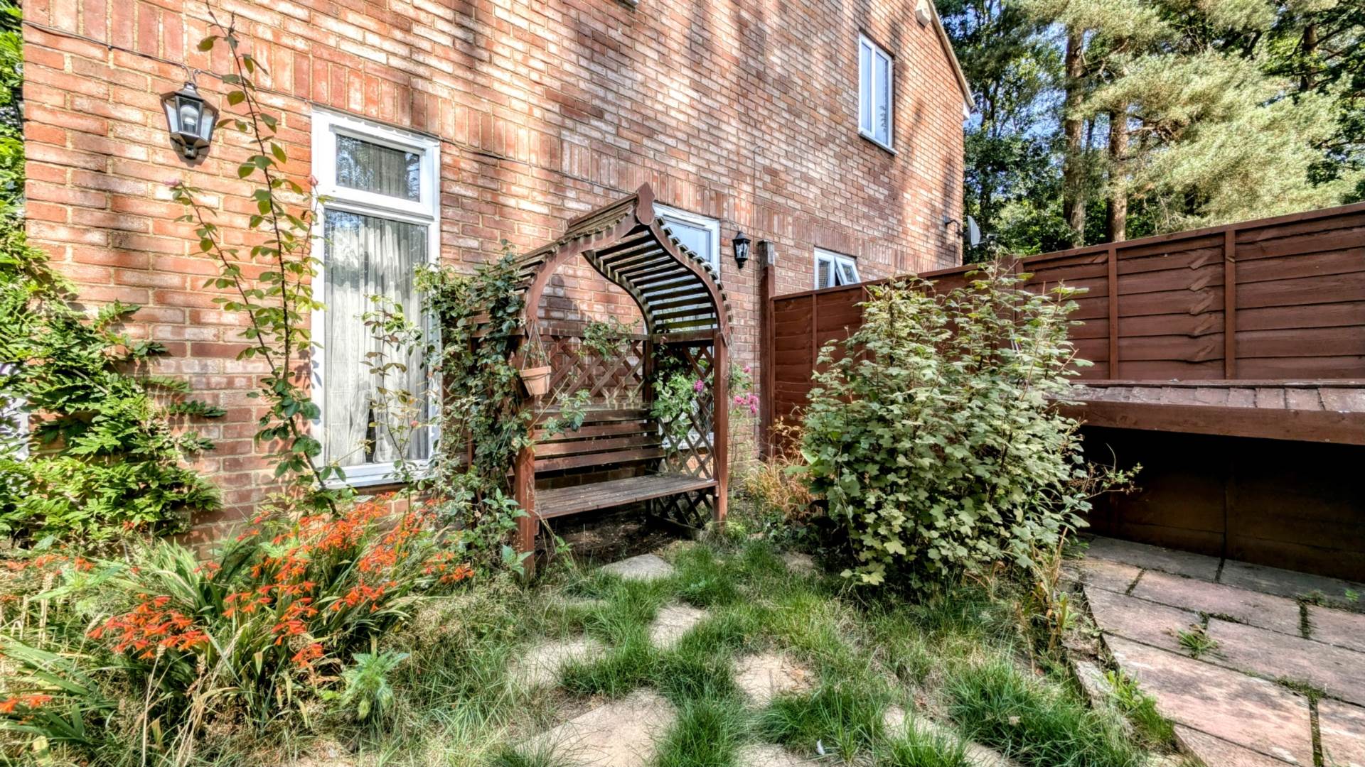 Additional Property Image 1 bedroom Cluster House for sale in Bordon 9