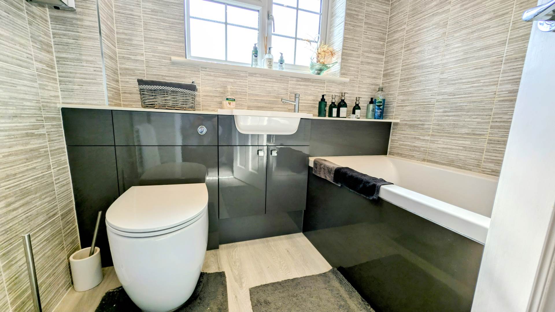 Additional Property Image 3 bedroom End of Terrace for sale in Bordon 8