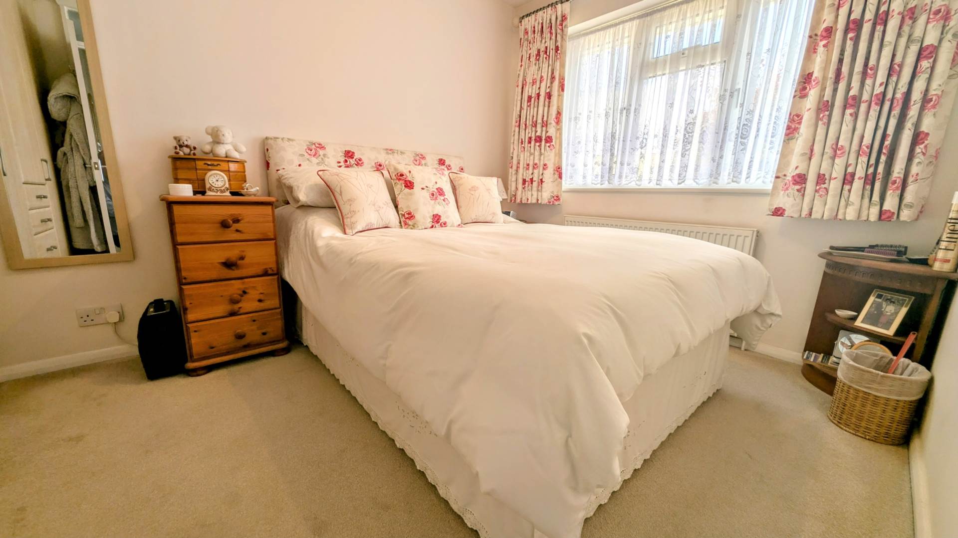 Additional Property Image 2 bedroom Semi Detached Bungalow for sale in Bordon 6