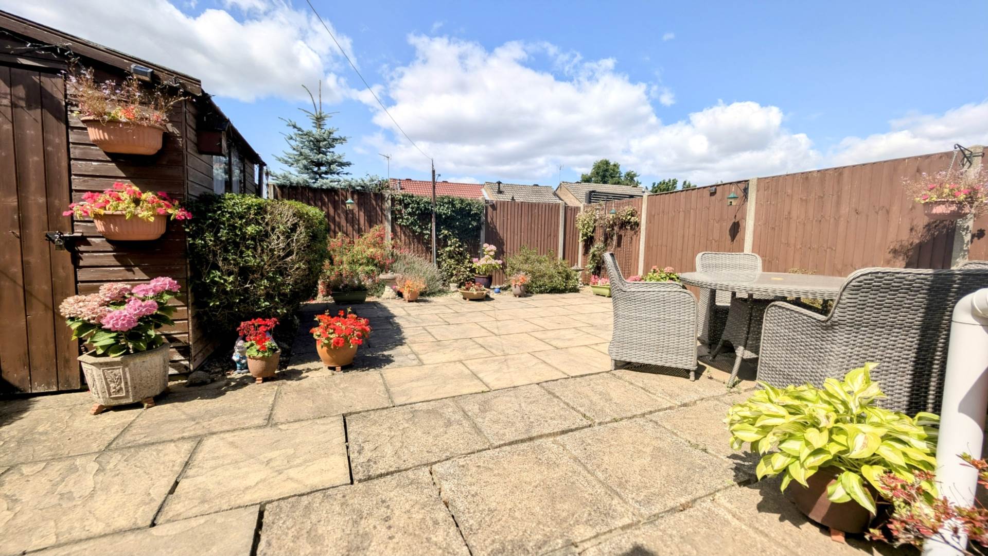 Additional Property Image 2 bedroom Semi Detached Bungalow for sale in Bordon 10
