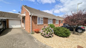 2 bedroom Semi Detached Bungalow for sale in Bordon