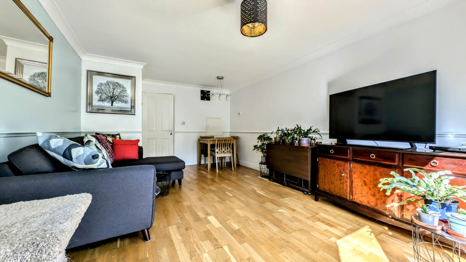 Additional Property Image 2 bedroom Terraced for sale in Bordon 2