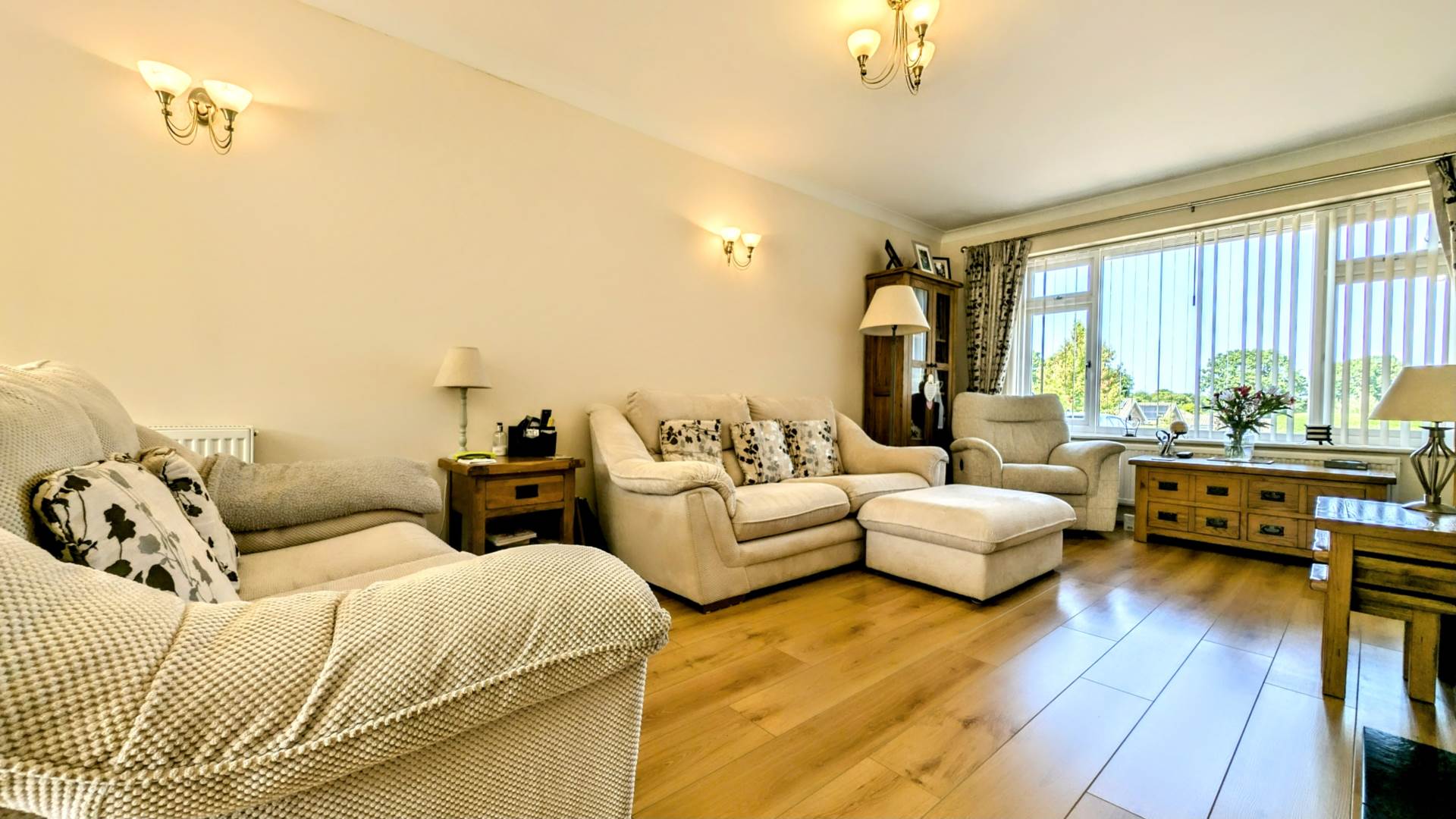 Additional Property Image 2 bedroom Detached Bungalow for sale in Bordon 3
