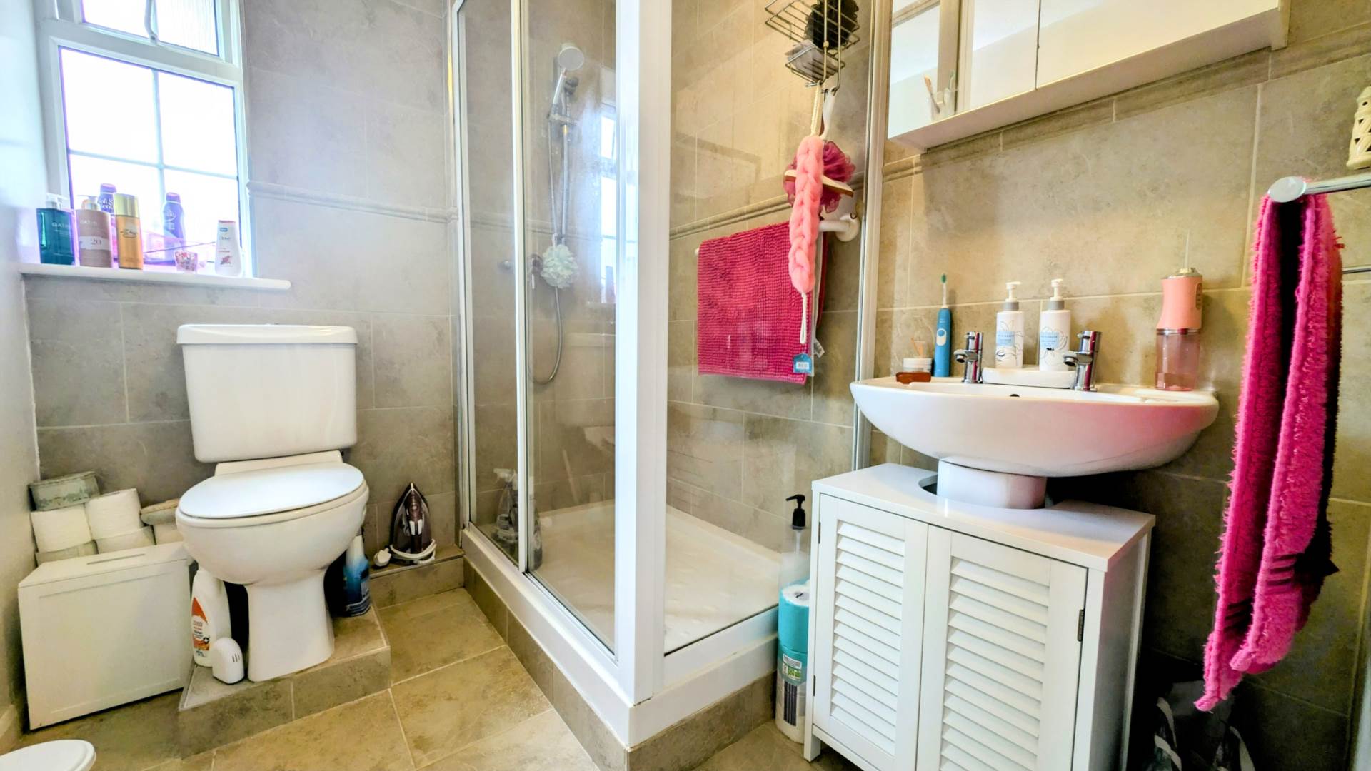 Additional Property Image 2 bedroom Semi Detached Bungalow for sale in Bordon 8