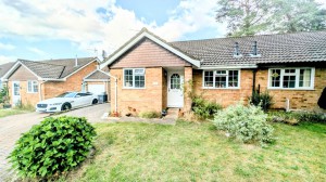 2 bedroom Semi Detached Bungalow for sale in Bordon