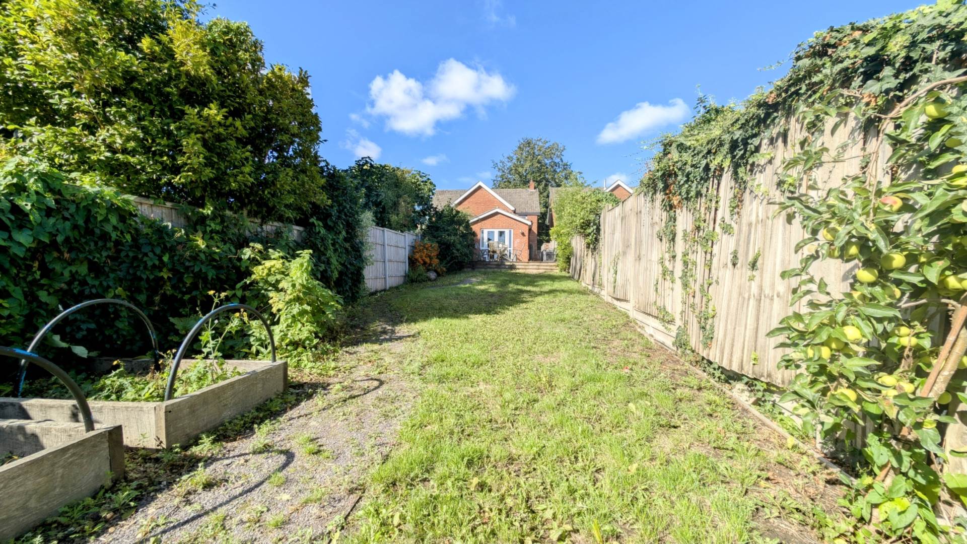 Additional Property Image 3 bedroom Semi Detached for sale in Bordon 10