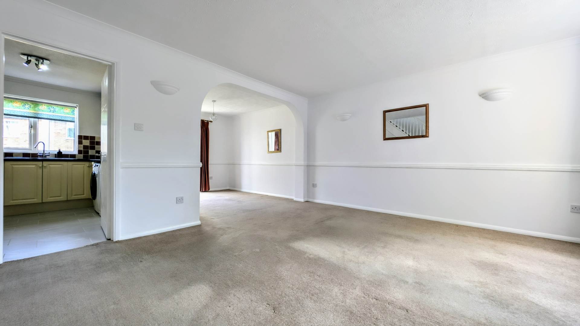 Additional Property Image 3 bedroom Detached for sale in Bordon 2