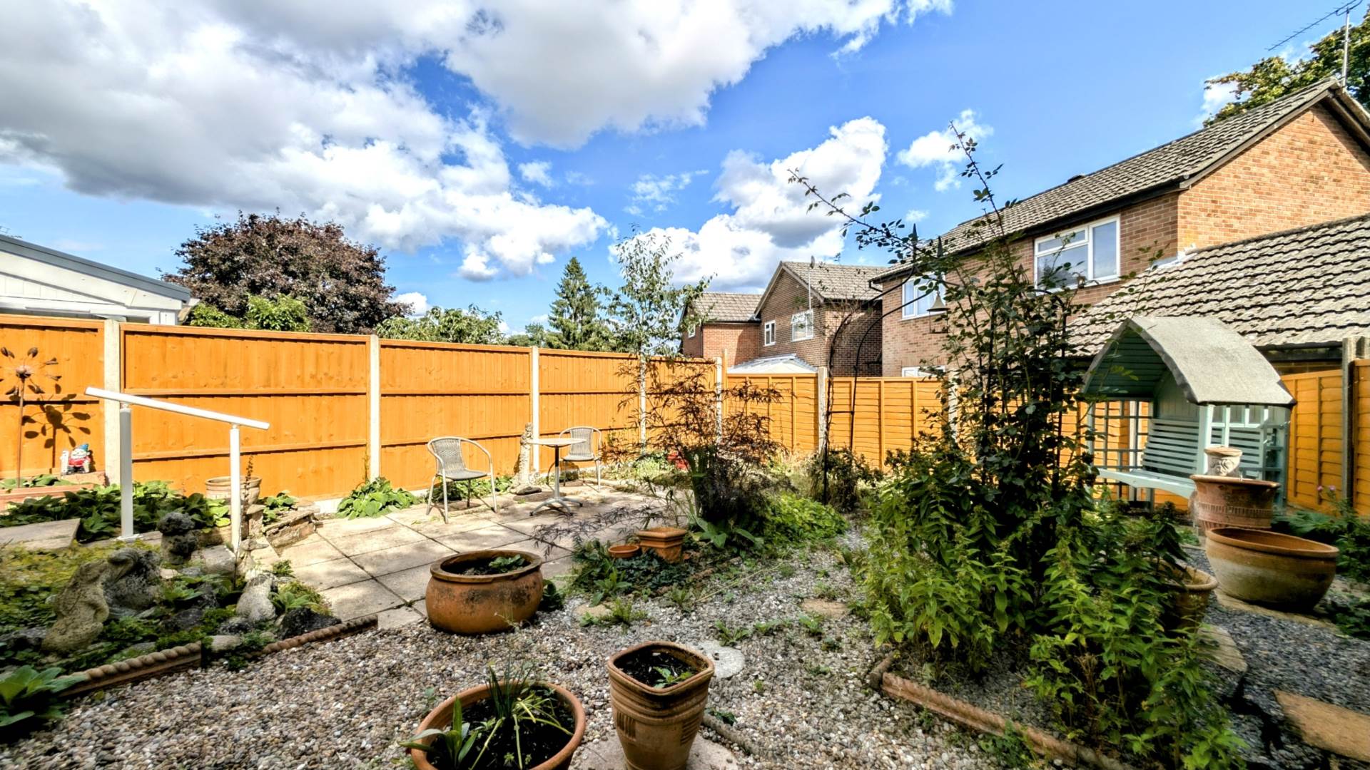 Additional Property Image 3 bedroom Detached for sale in Bordon 14