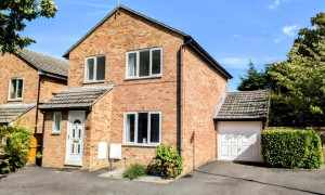 3 bedroom Detached for sale in Bordon