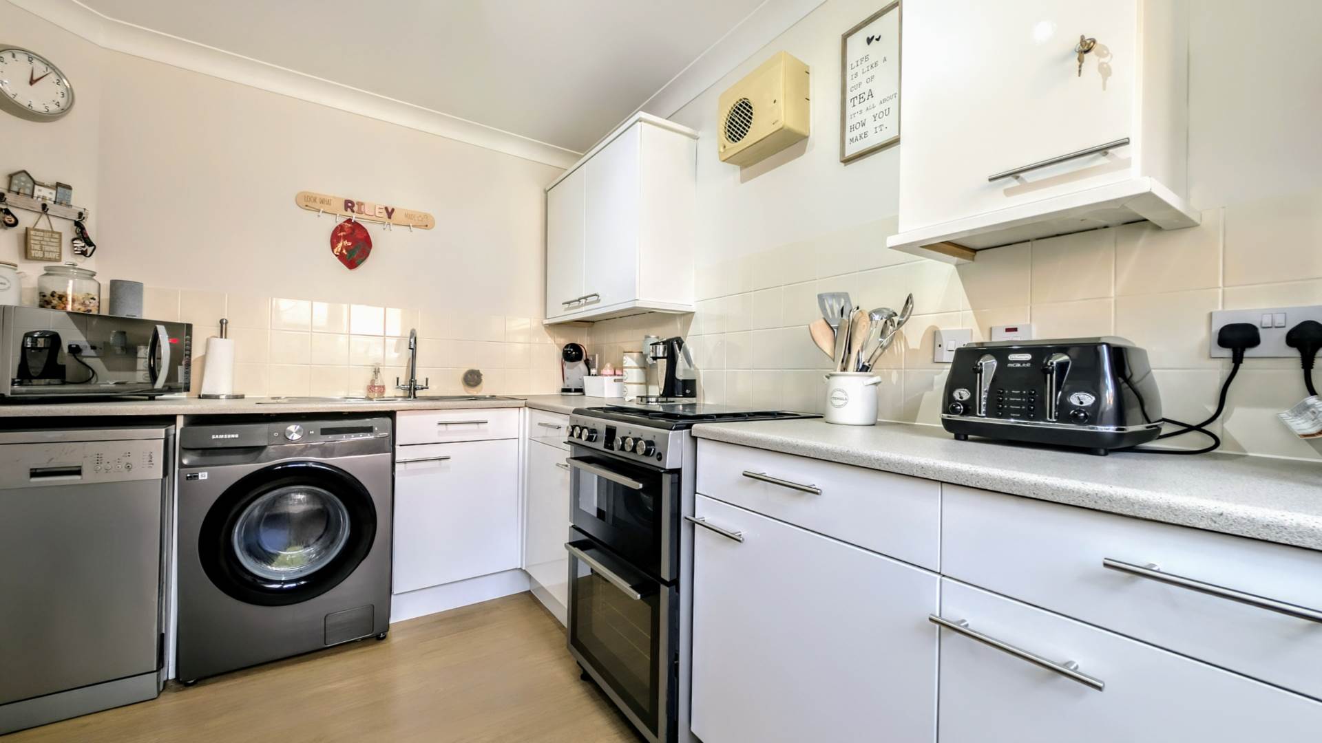 Additional Property Image 2 bedroom Semi Detached for sale in Bordon 8