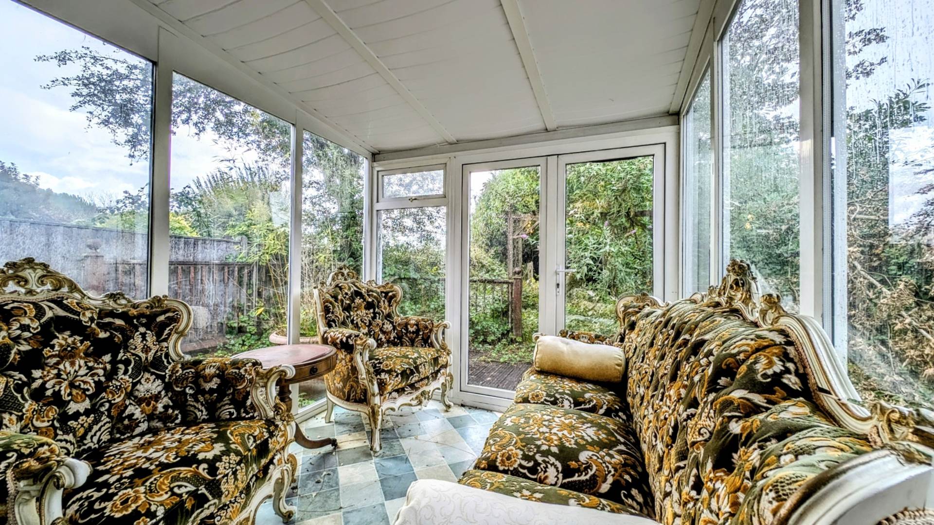 Additional Property Image 3 bedroom Detached Bungalow for sale in Bordon 6