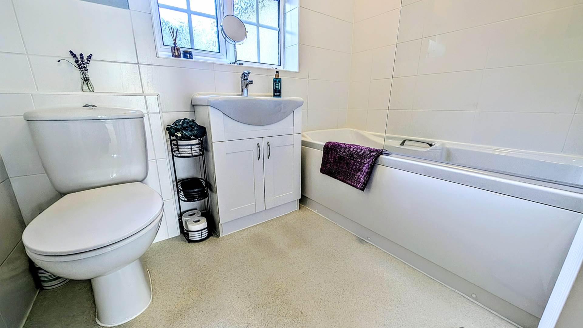 Additional Property Image 3 bedroom Detached Bungalow for sale in Bordon 10