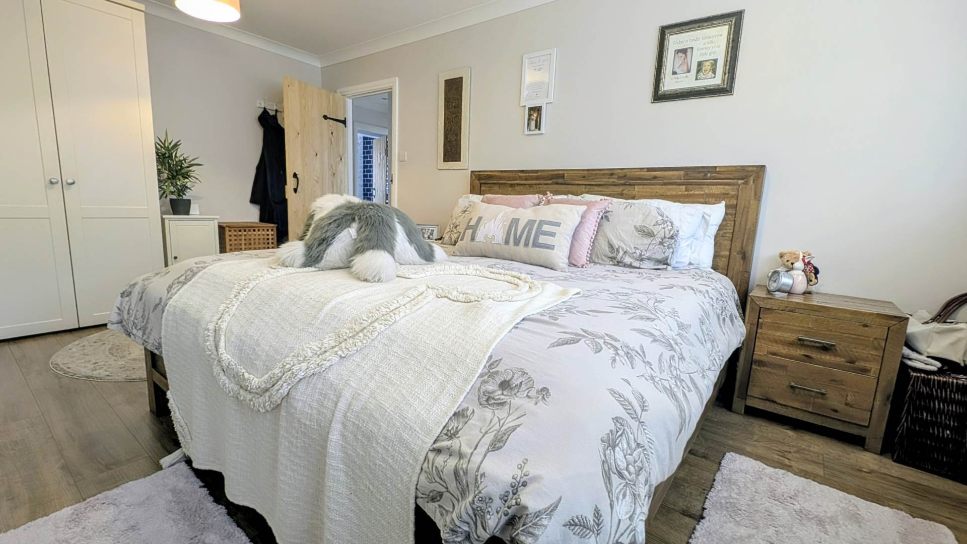 Additional Property Image 3 bedroom Semi Detached Bungalow for sale in Bordon 7
