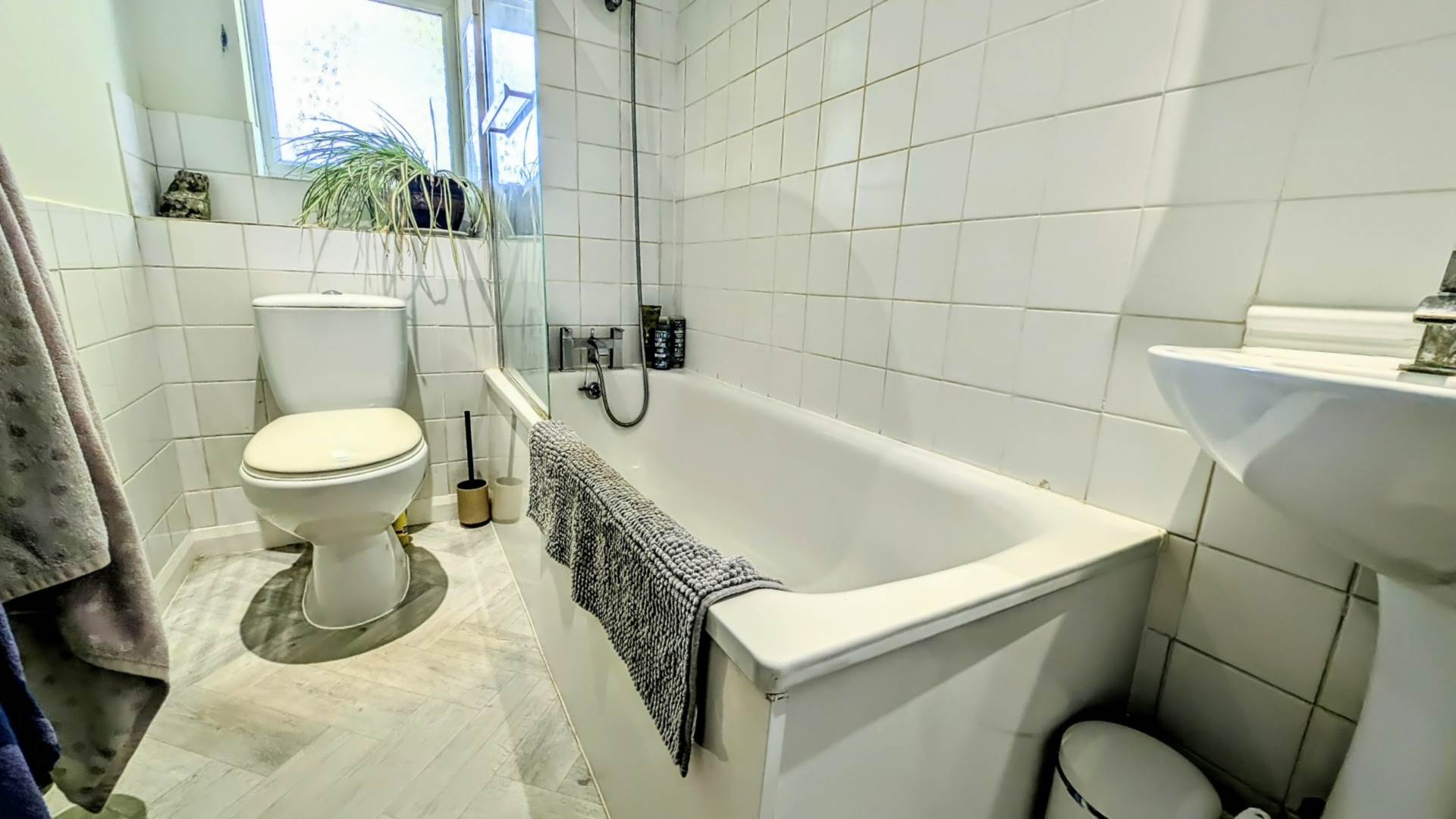 Additional Property Image 2 bedroom End of Terrace for sale in Bordon 8