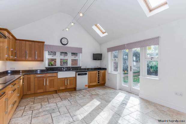 Additional Property Image 4 bedroom Semi Detached for sale in Watford 6