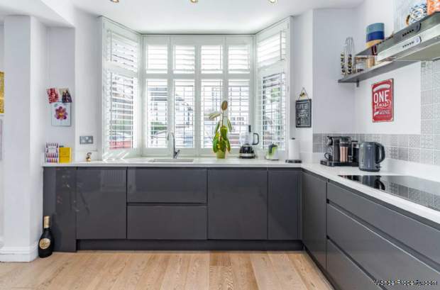 Additional Property Image 3 bedroom Detached for sale in Bushey 6