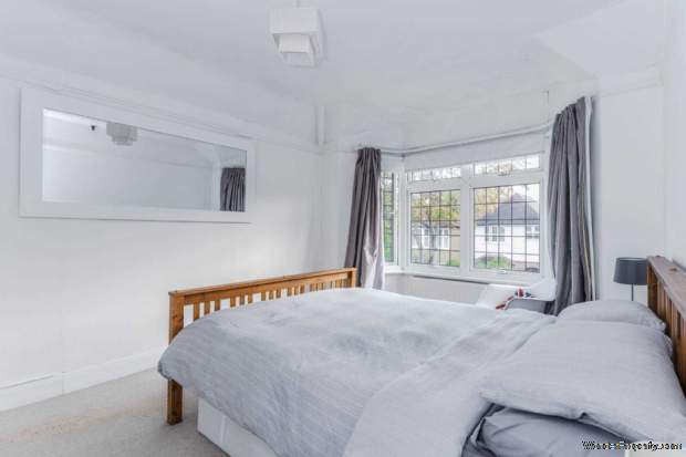 Additional Property Image 3 bedroom Detached for sale in Bushey 11