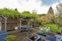 3 bedroom Detached for sale in Bushey
