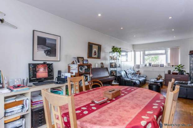 Additional Property Image 4 bedroom Terraced for sale in Bushey 4