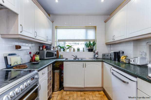 Additional Property Image 4 bedroom Terraced for sale in Bushey 6