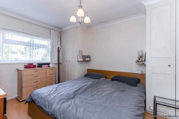 Additional Property Image 4 bedroom Terraced for sale in Bushey 8