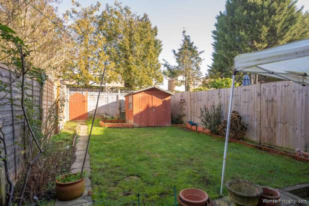 Additional Property Image 4 bedroom Terraced for sale in Bushey 12