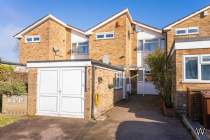 4 bedroom Terraced for sale in Bushey