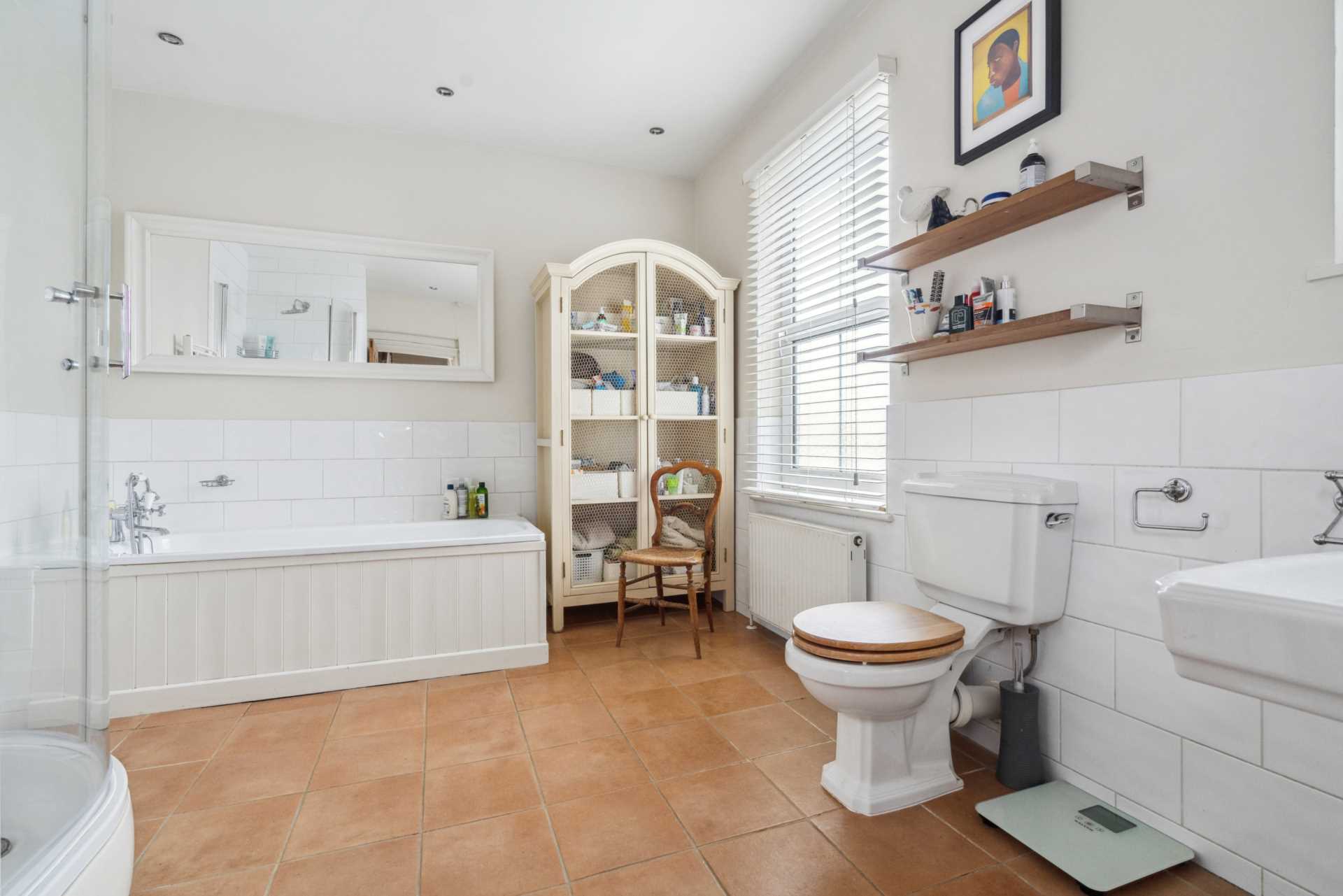 Additional Property Image 5 bedroom Semi Detached for sale in Bushey 11