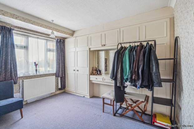Additional Property Image 3 bedroom Terraced for sale in Bushey Heath 7