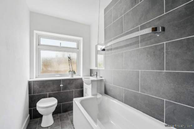Additional Property Image 2 bedroom Flat for sale in Bushey 10