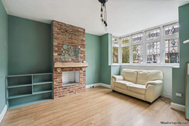 Additional Property Image 3 bedroom Terraced for sale in Watford 2