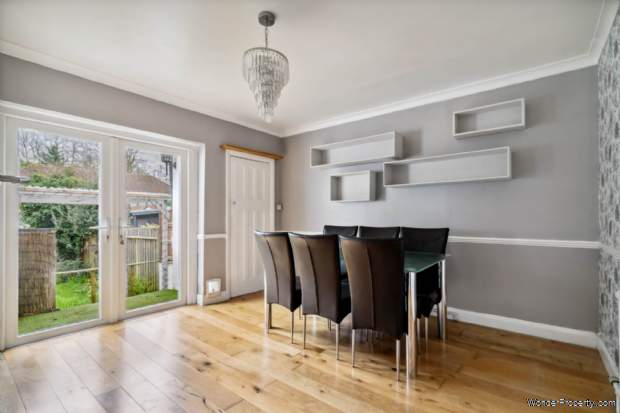 Additional Property Image 3 bedroom Terraced for sale in Watford 3