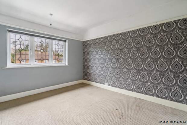Additional Property Image 3 bedroom Terraced for sale in Watford 8