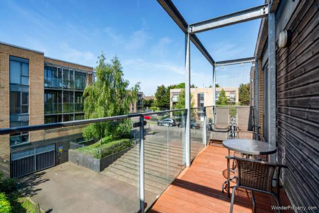Additional Property Image 1 bedroom Flat for sale in Bushey 6