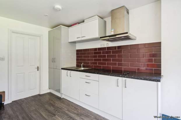 Additional Property Image 4 bedroom Detached for sale in Bushey Heath 8