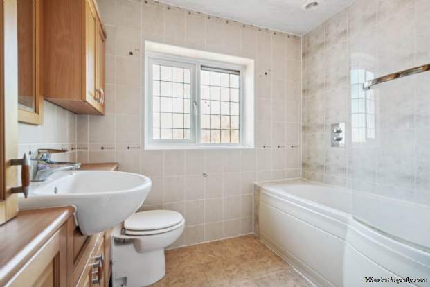 Additional Property Image 4 bedroom Detached for sale in Bushey Heath 15