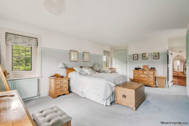 Additional Property Image 4 bedroom Detached for sale in Bushey 12