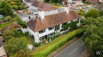 4 bedroom Detached for sale in Bushey