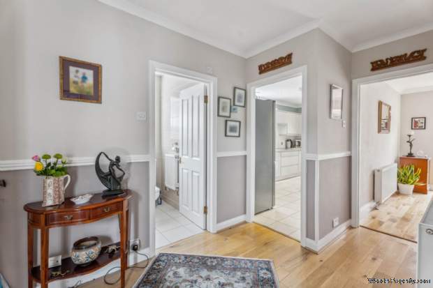 Additional Property Image 3 bedroom Bungalow for sale in Bushey 2